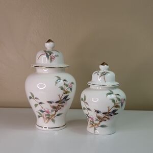 YAMA JI Set of 2 Floral Porcelain Ginger Jars
